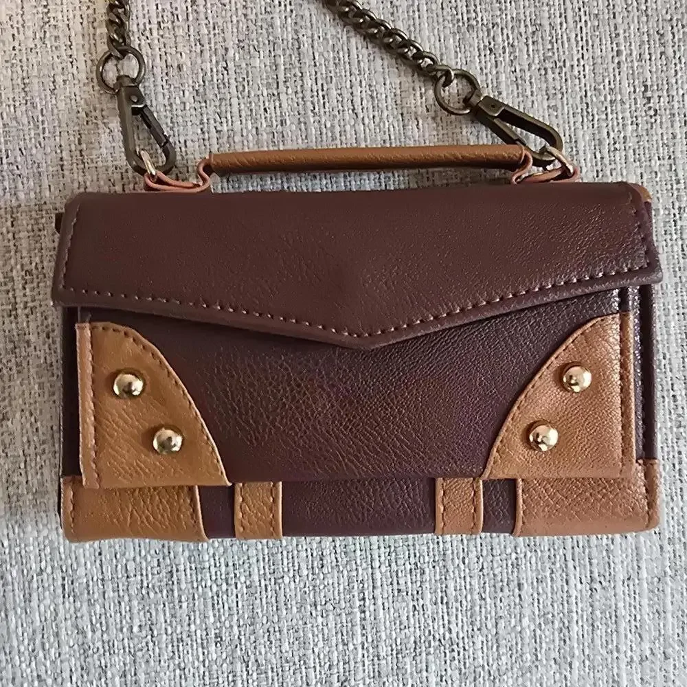 Harry Potter Themed Crossbody Bag with Chain Strap - Picture 3 of 6